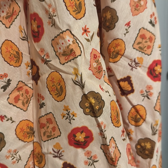 Unique Vintage 1950s Cream Floral Alexis Swing Dress - Picture 3 of 4